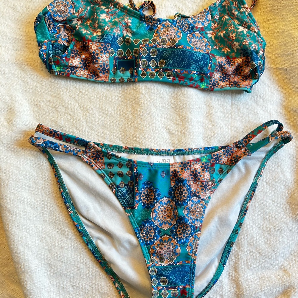 Wild Fable Teal Geometric Bikini Set
